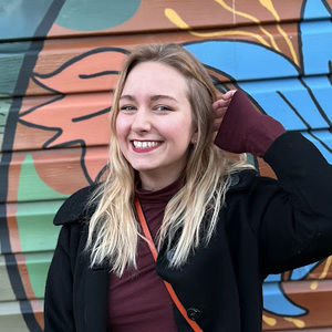 Meet your Posher, Elena